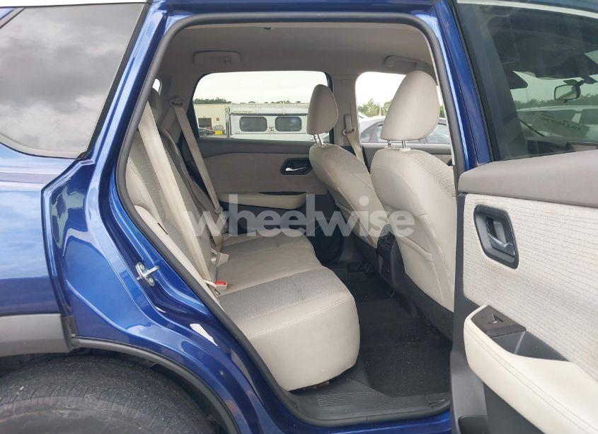 Photo 8 of 2021 Nissan Rogue SV FWD (VIN 5N1AT3BA7MC671720)