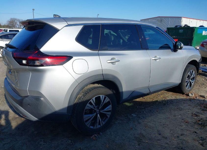 Photo 4 of 2021 Nissan Rogue SV FWD (VIN 5N1AT3BA7MC728126)
