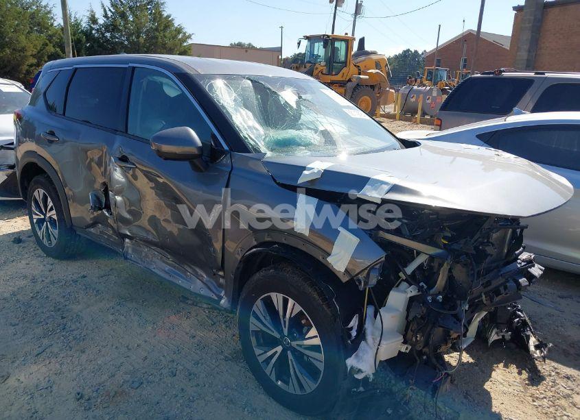 2021 Nissan Rogue SV FWD (VIN 5N1AT3BA7MC731687) main photo