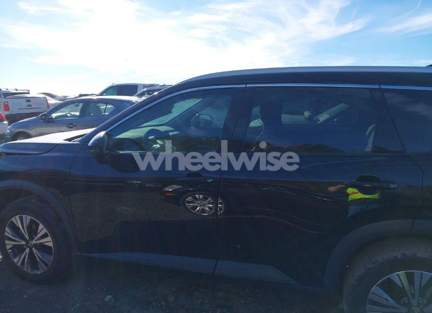 Photo 14 of 2021 Nissan Rogue SV FWD (VIN 5N1AT3BA7MC792361)