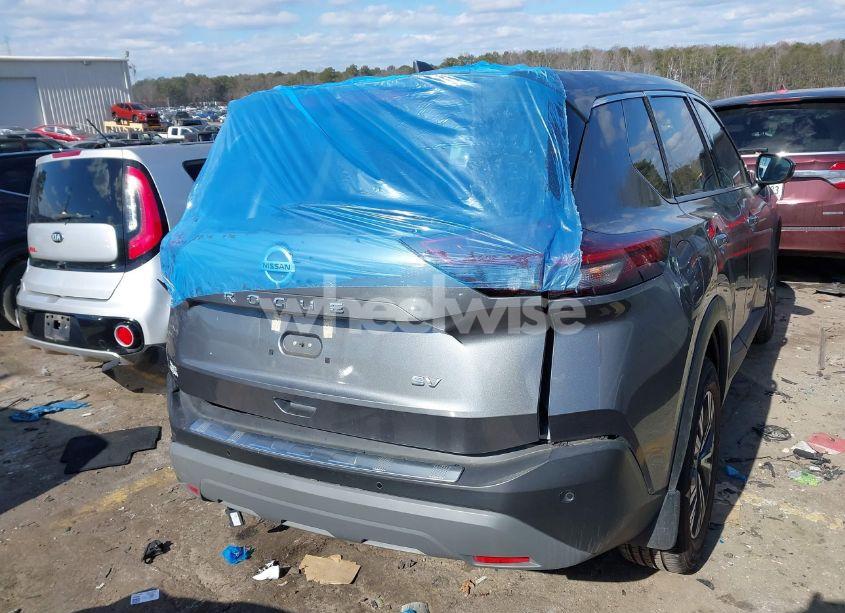 Photo 4 of 2021 Nissan Rogue SV FWD (VIN 5N1AT3BA7MC838299)