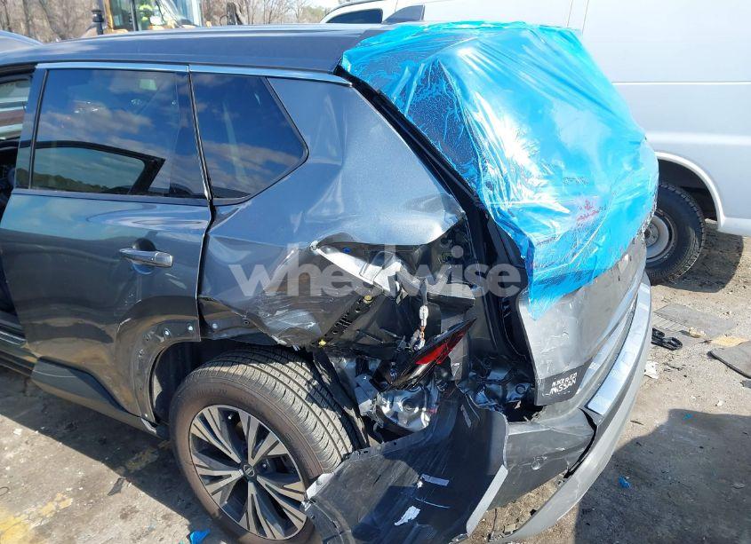 Photo 6 of 2021 Nissan Rogue SV FWD (VIN 5N1AT3BA7MC838299)