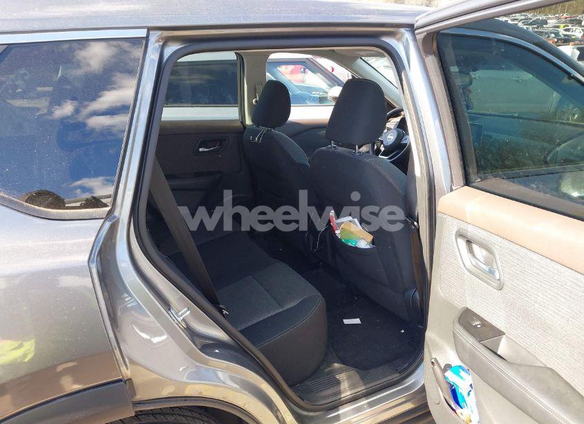 Photo 8 of 2021 Nissan Rogue SV FWD (VIN 5N1AT3BA7MC838299)