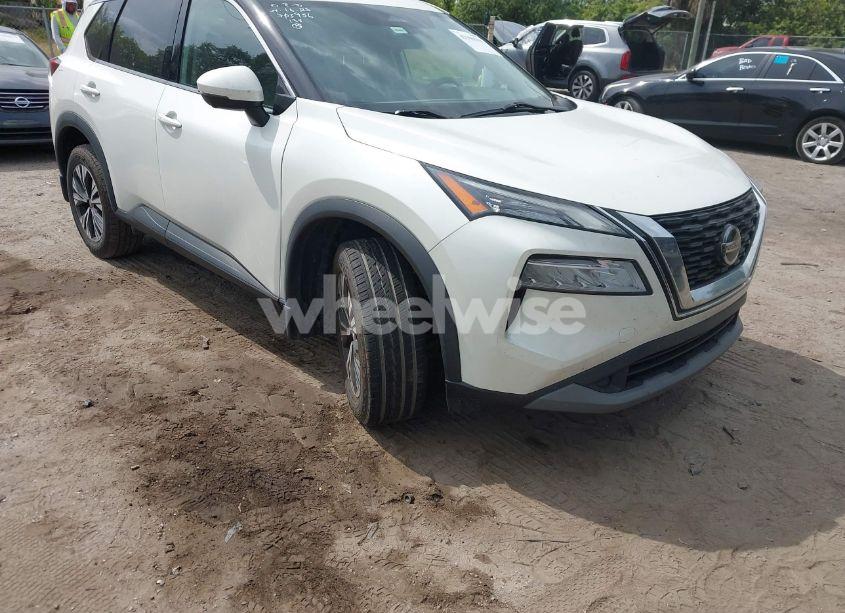 2021 Nissan Rogue SV FWD (VIN 5N1AT3BA7MC848167) main photo