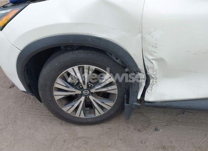 Photo 6 of 2021 Nissan Rogue SV FWD (VIN 5N1AT3BA7MC848167)