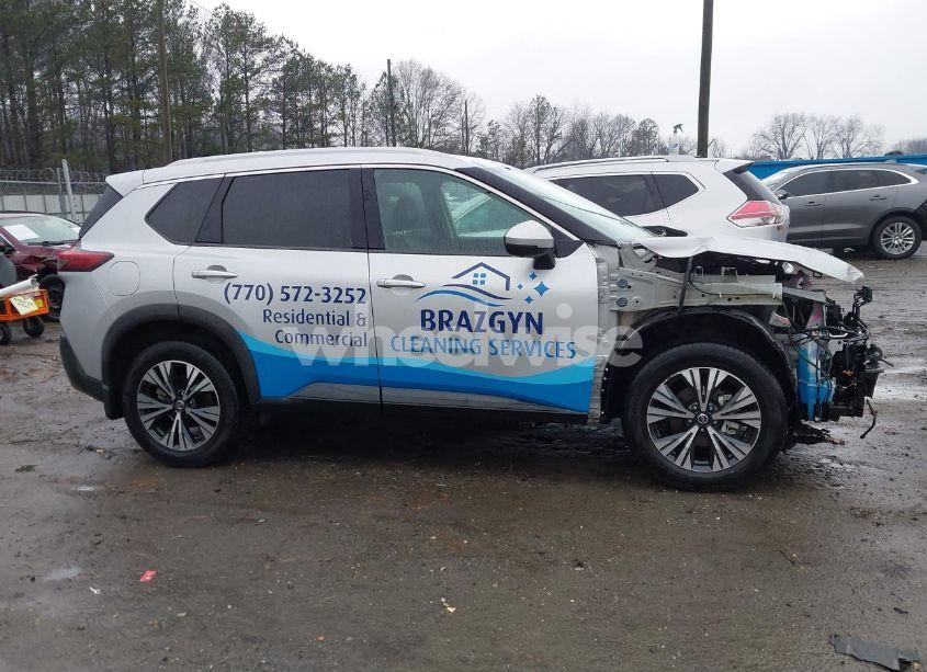 Photo 14 of 2021 Nissan Rogue SV FWD (VIN 5N1AT3BA8MC810754)