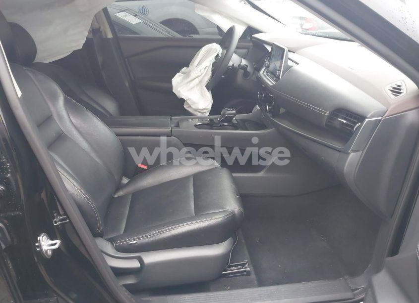 Photo 5 of 2021 Nissan Rogue SV FWD (VIN 5N1AT3BA9MC773245)