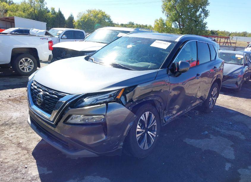 Photo 2 of 2021 Nissan Rogue SV FWD (VIN 5N1AT3BA9MC796539)