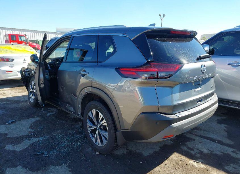 Photo 3 of 2021 Nissan Rogue SV FWD (VIN 5N1AT3BA9MC796539)