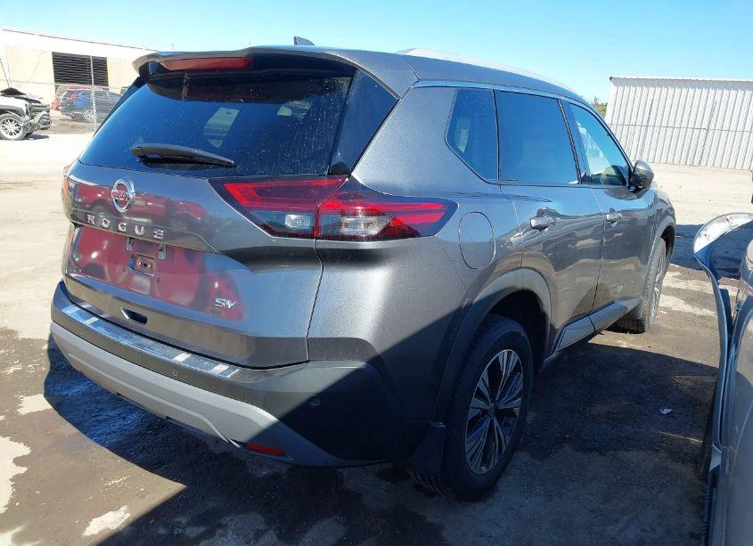 Photo 4 of 2021 Nissan Rogue SV FWD (VIN 5N1AT3BA9MC796539)
