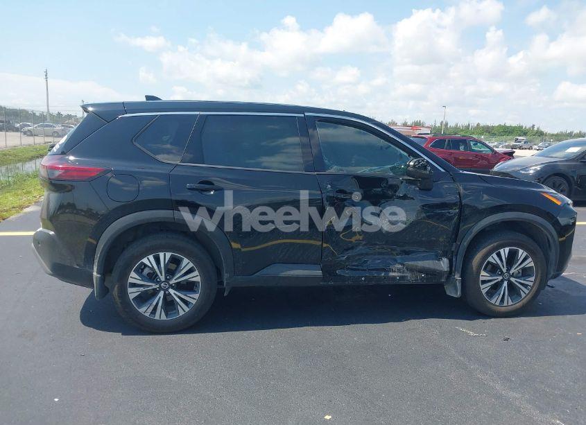 Photo 13 of 2021 Nissan Rogue SV FWD (VIN 5N1AT3BA9MC822217)