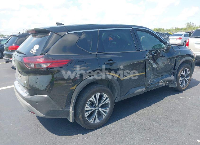 Photo 4 of 2021 Nissan Rogue SV FWD (VIN 5N1AT3BA9MC822217)