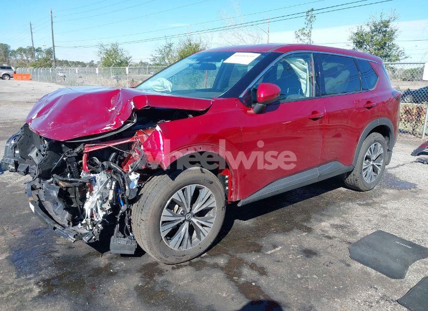 Photo 2 of 2021 Nissan Rogue SV FWD (VIN 5N1AT3BAXMC695803)