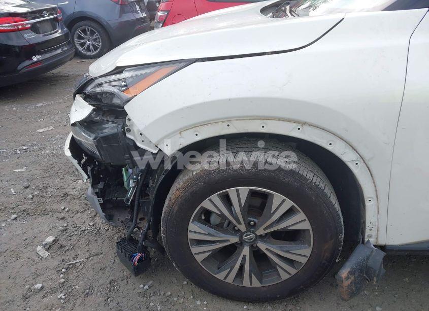 Photo 6 of 2021 Nissan Rogue SV FWD (VIN 5N1AT3BAXMC808908)