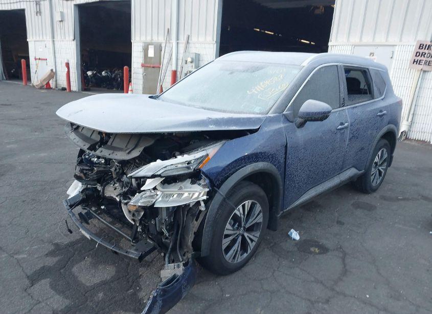 Photo 2 of 2021 Nissan Rogue SV INTELLIGENT AWD (VIN 5N1AT3BB0MC757797)
