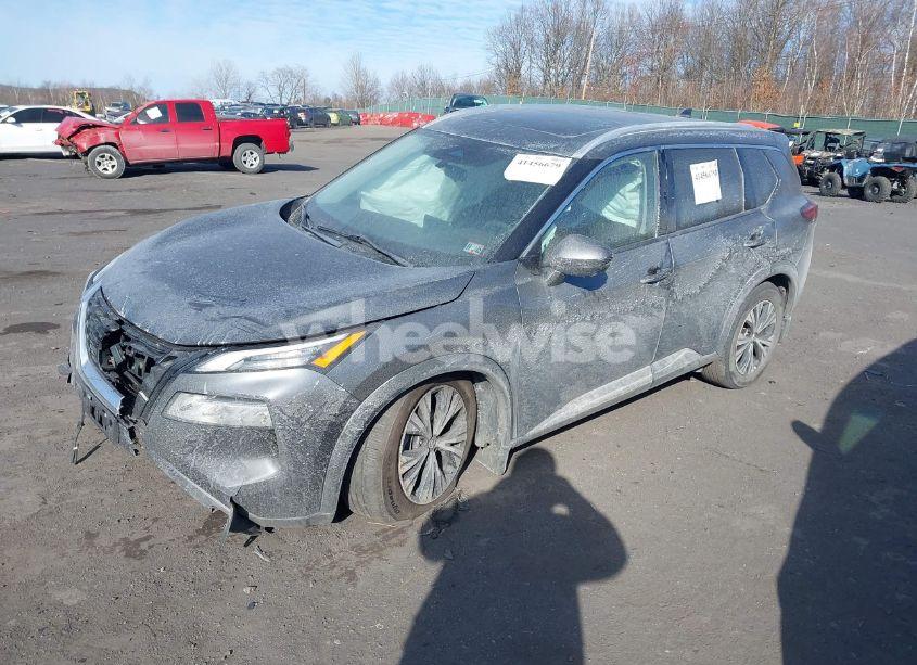 Photo 2 of 2021 Nissan Rogue SV INTELLIGENT AWD (VIN 5N1AT3BB0MC808957)