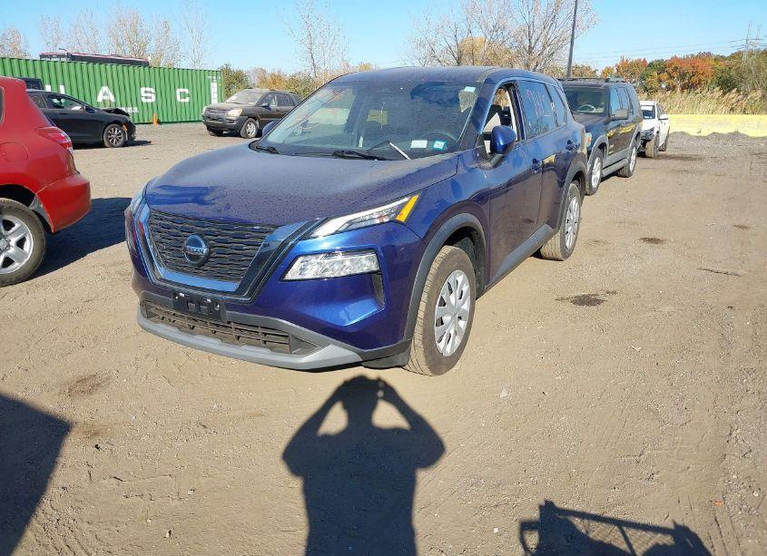 Photo 2 of 2021 Nissan Rogue SV INTELLIGENT AWD (VIN 5N1AT3BB0MC814337)