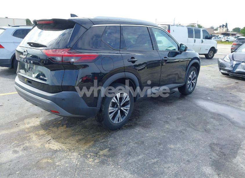 Photo 4 of 2021 Nissan Rogue SV INTELLIGENT AWD (VIN 5N1AT3BB0MC814385)