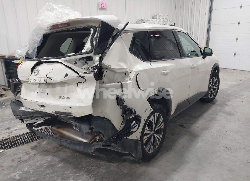 Photo 4 of 2021 Nissan Rogue SV INTELLIGENT AWD (VIN 5N1AT3BB1MC813035)