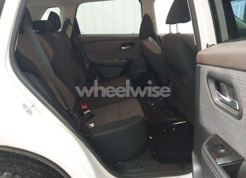 Photo 8 of 2021 Nissan Rogue SV INTELLIGENT AWD (VIN 5N1AT3BB1MC813035)