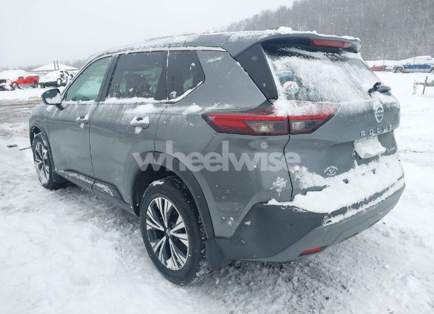 Photo 3 of 2021 Nissan Rogue SV INTELLIGENT AWD (VIN 5N1AT3BB2MC677997)