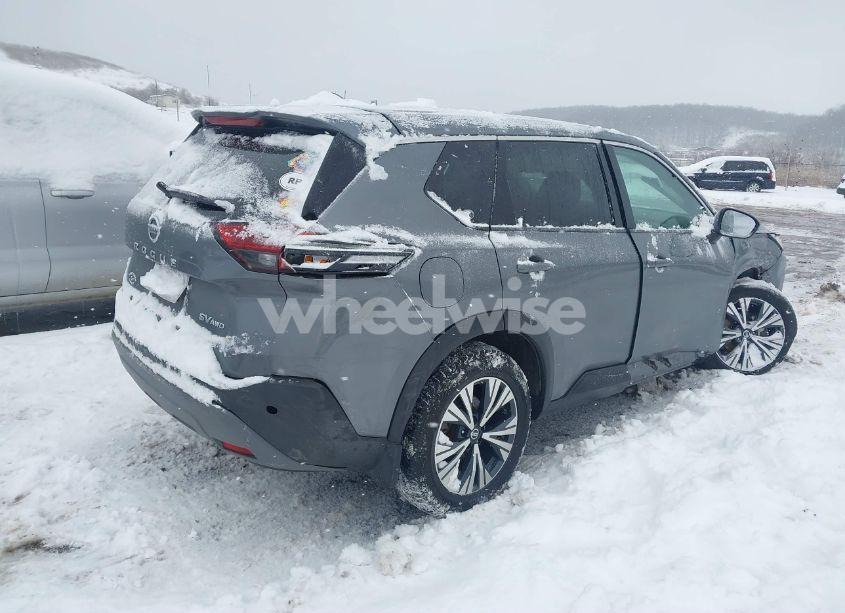 Photo 4 of 2021 Nissan Rogue SV INTELLIGENT AWD (VIN 5N1AT3BB2MC677997)