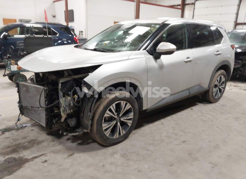Photo 2 of 2021 Nissan Rogue SV INTELLIGENT AWD (VIN 5N1AT3BB2MC706866)