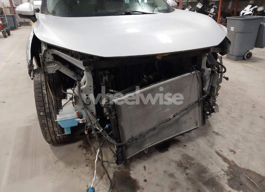 Photo 6 of 2021 Nissan Rogue SV INTELLIGENT AWD (VIN 5N1AT3BB2MC706866)