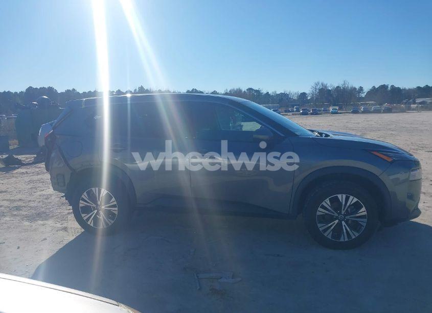 Photo 13 of 2021 Nissan Rogue SV INTELLIGENT AWD (VIN 5N1AT3BB3MC717097)