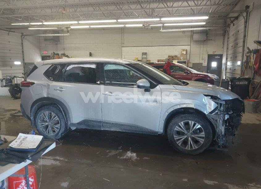 Photo 14 of 2021 Nissan Rogue SV INTELLIGENT AWD (VIN 5N1AT3BB4MC710434)