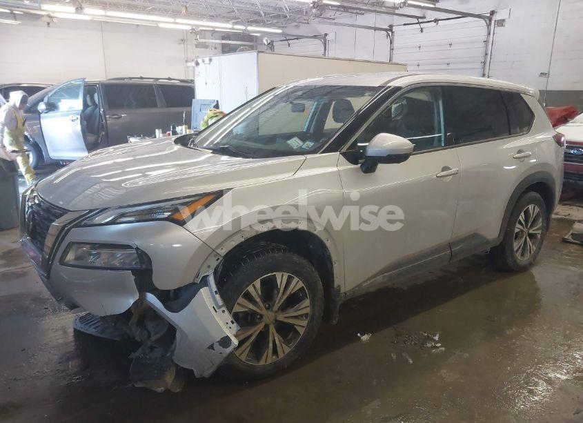 Photo 2 of 2021 Nissan Rogue SV INTELLIGENT AWD (VIN 5N1AT3BB4MC710434)