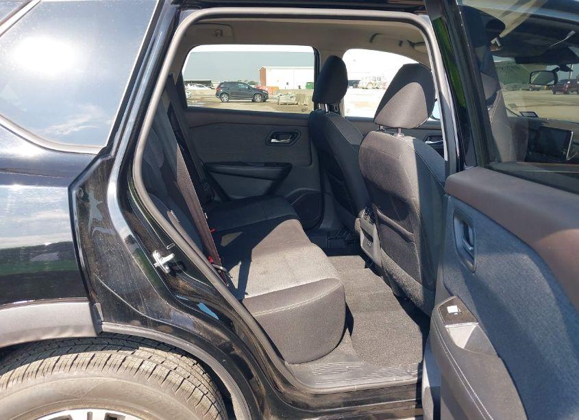 Photo 8 of 2021 Nissan Rogue SV INTELLIGENT AWD (VIN 5N1AT3BB5MC783554)