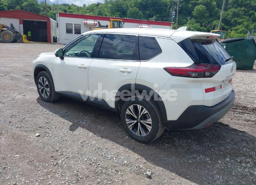 Photo 3 of 2021 Nissan Rogue SV INTELLIGENT AWD (VIN 5N1AT3BB6MC814584)