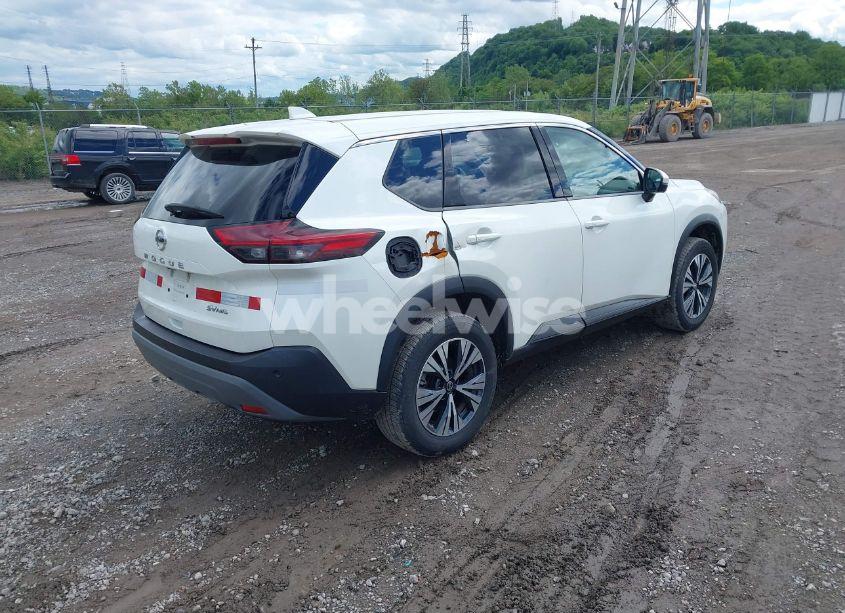Photo 4 of 2021 Nissan Rogue SV INTELLIGENT AWD (VIN 5N1AT3BB6MC814584)
