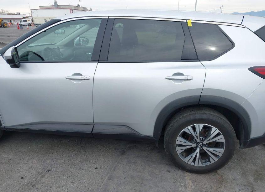 Photo 15 of 2021 Nissan Rogue SV INTELLIGENT AWD (VIN 5N1AT3BB7MC731214)