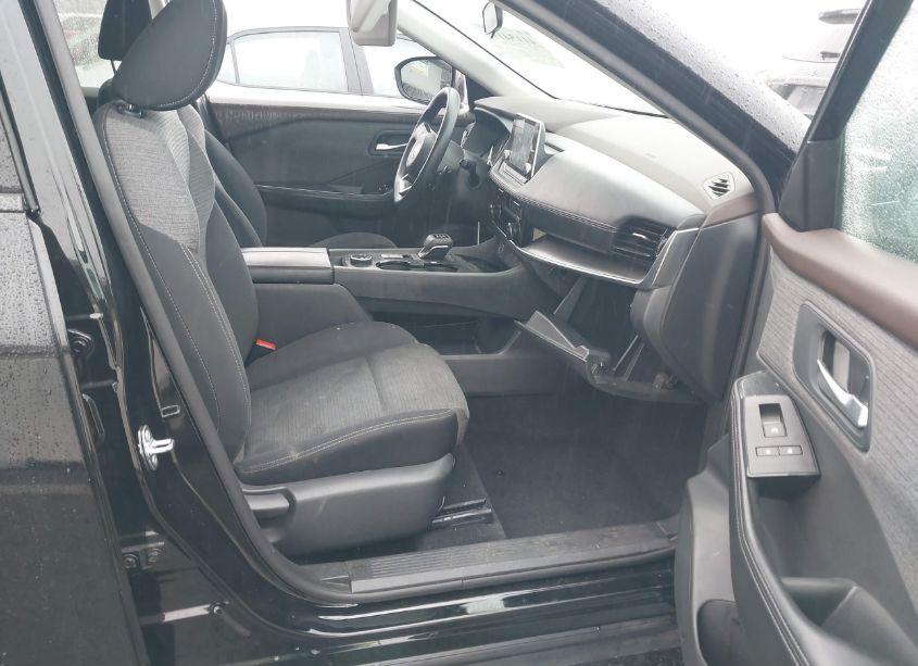 Photo 5 of 2021 Nissan Rogue SV INTELLIGENT AWD (VIN 5N1AT3BB8MC765128)