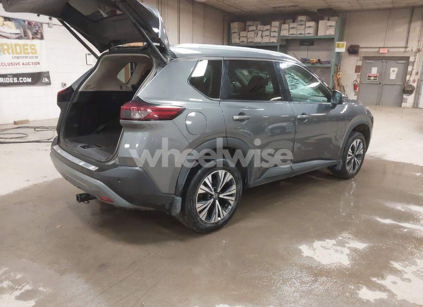 Photo 4 of 2021 Nissan Rogue SV INTELLIGENT AWD (VIN 5N1AT3BB8MC812139)
