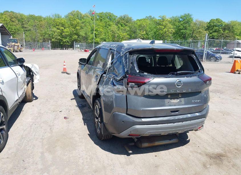 Photo 3 of 2021 Nissan Rogue SV INTELLIGENT AWD (VIN 5N1AT3BB9MC738682)