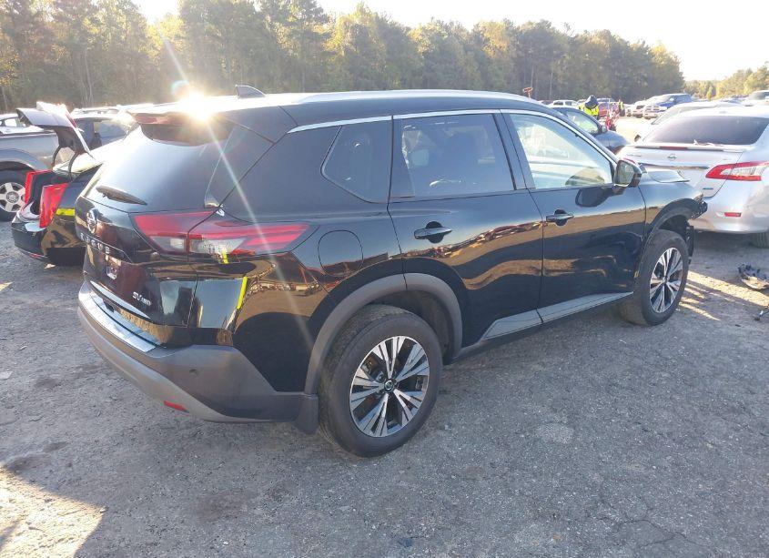 Photo 4 of 2021 Nissan Rogue SV INTELLIGENT AWD (VIN 5N1AT3BB9MC768331)