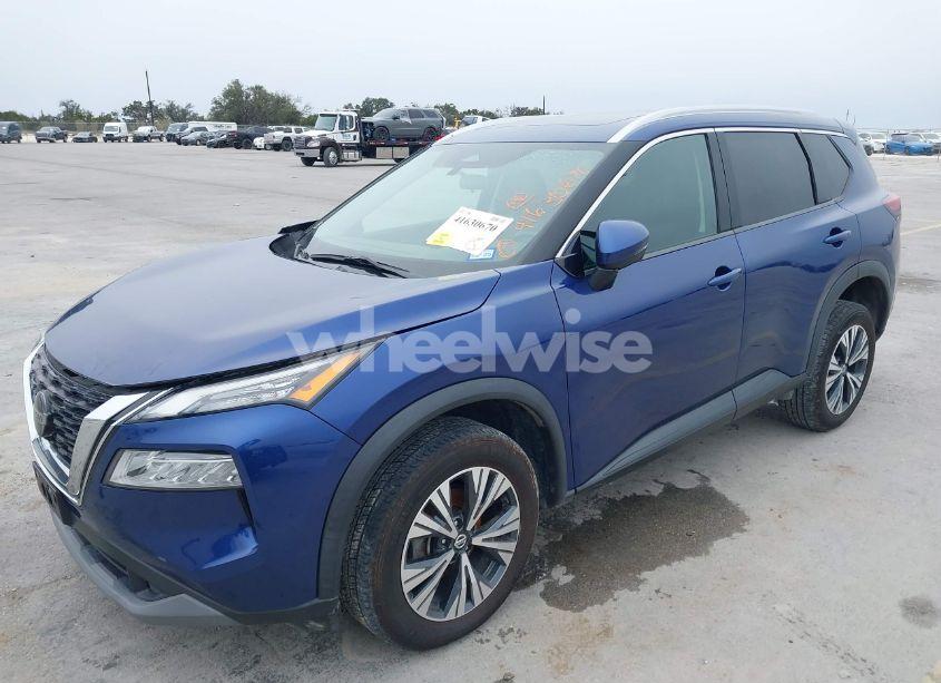 Photo 2 of 2021 Nissan Rogue SV INTELLIGENT AWD (VIN 5N1AT3BB9MC798154)