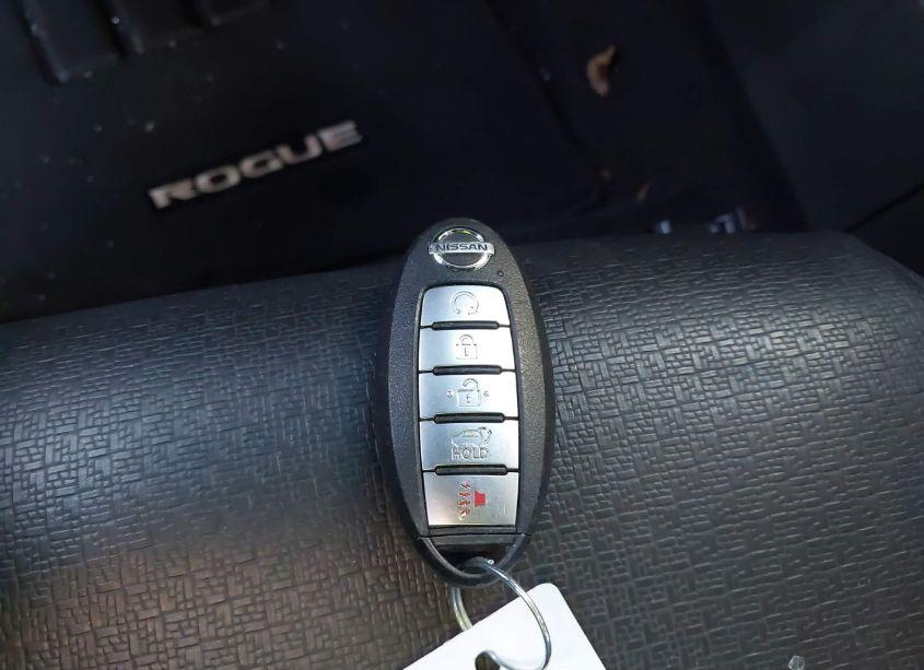 Photo 11 of 2021 Nissan Rogue SV INTELLIGENT AWD (VIN 5N1AT3BBXMC767981)