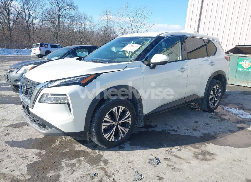 Photo 2 of 2021 Nissan Rogue SV INTELLIGENT AWD (VIN 5N1AT3BBXMC785686)