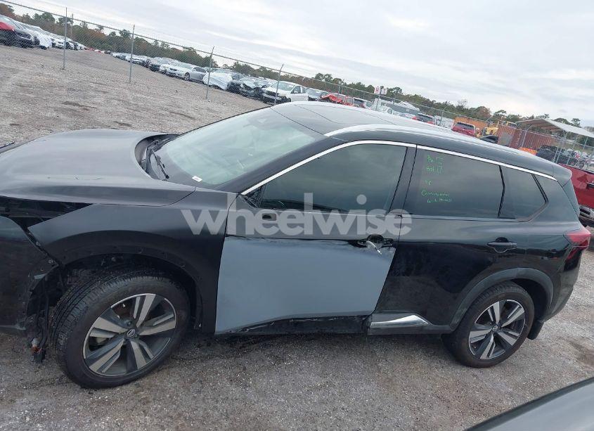 Photo 14 of 2021 Nissan Rogue SL FWD (VIN 5N1AT3CA2MC724631)