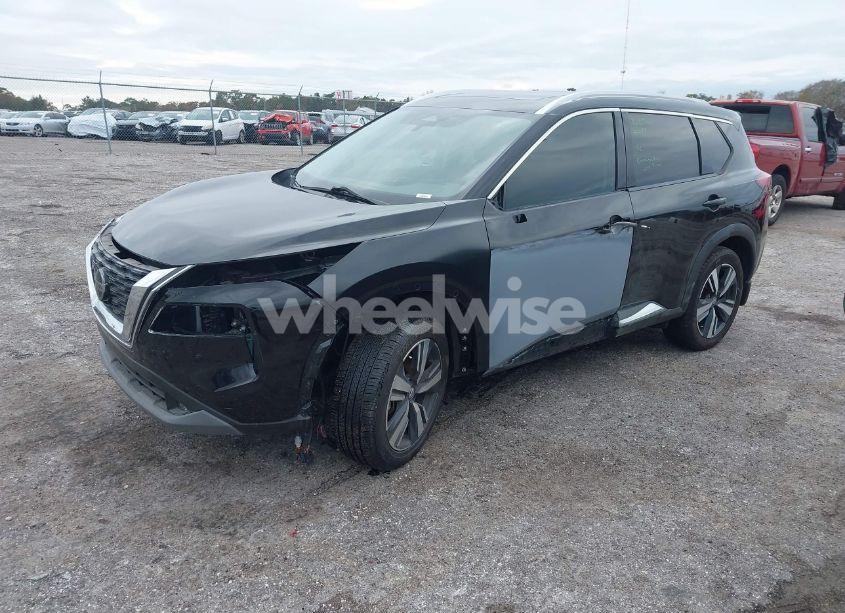 Photo 2 of 2021 Nissan Rogue SL FWD (VIN 5N1AT3CA2MC724631)