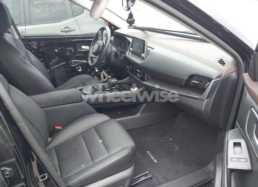 Photo 5 of 2021 Nissan Rogue SL FWD (VIN 5N1AT3CA2MC724631)