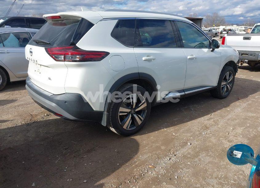 Photo 4 of 2021 Nissan Rogue SL FWD (VIN 5N1AT3CA2MC751845)