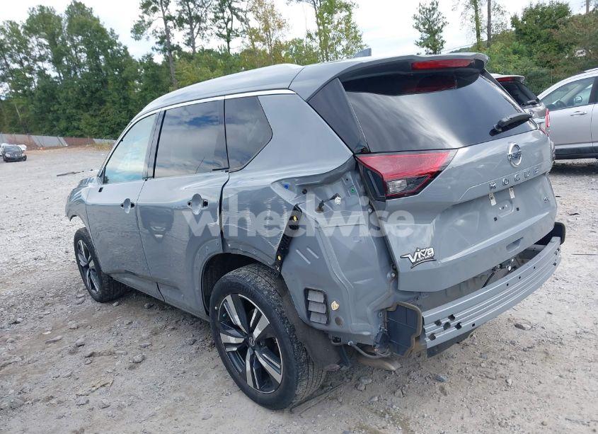 Photo 3 of 2021 Nissan Rogue SL FWD (VIN 5N1AT3CA5MC819510)
