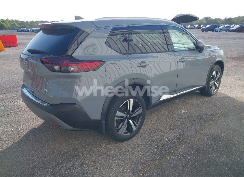 Photo 4 of 2021 Nissan Rogue SL FWD (VIN 5N1AT3CA5MC829244)