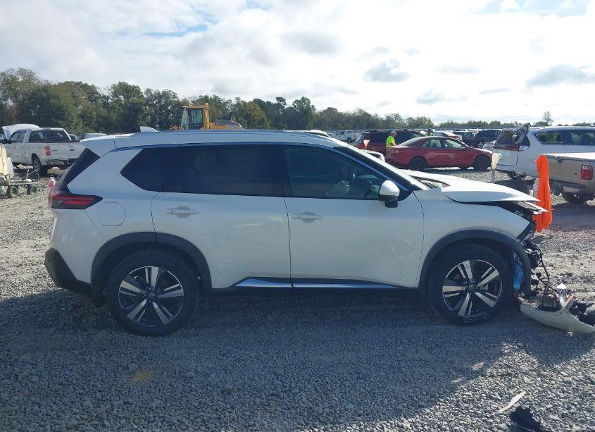 Photo 13 of 2021 Nissan Rogue SL FWD (VIN 5N1AT3CA9MC741586)