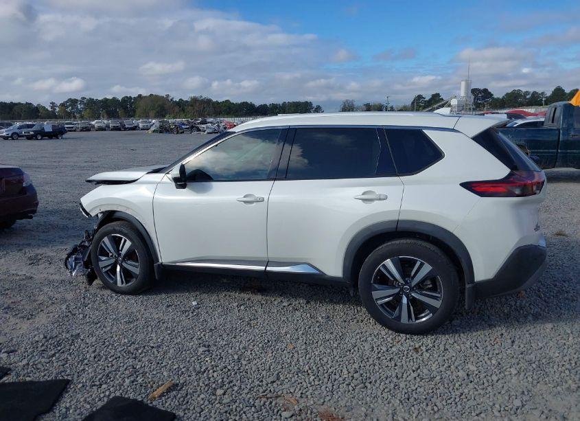 Photo 14 of 2021 Nissan Rogue SL FWD (VIN 5N1AT3CA9MC741586)